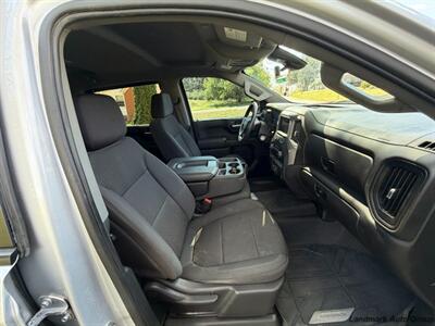 2022 Chevrolet Silverado 1500 Limited Custom Trail Boss   - Photo 9 - Muscle Shoals, AL 35661