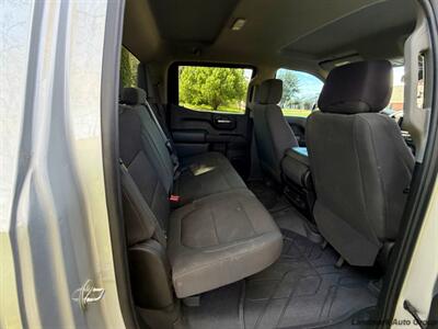 2022 Chevrolet Silverado 1500 Limited Custom Trail Boss   - Photo 11 - Muscle Shoals, AL 35661