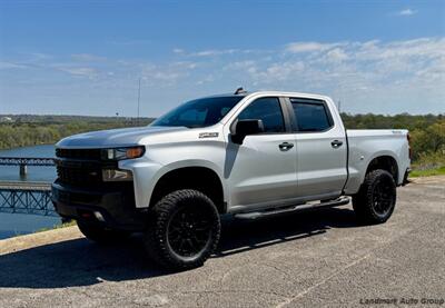 2022 Chevrolet Silverado 1500 Limited Custom Trail Boss   - Photo 8 - Muscle Shoals, AL 35661