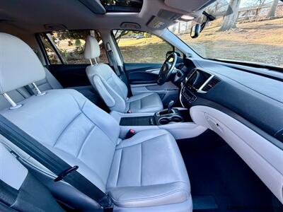 2018 Honda Pilot EX-L   - Photo 8 - Muscle Shoals, AL 35661