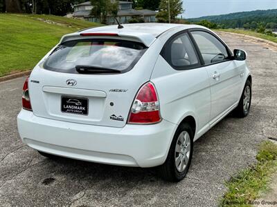 2010 Hyundai ACCENT Blue - Photo 5 - Muscle Shoals, AL 35661