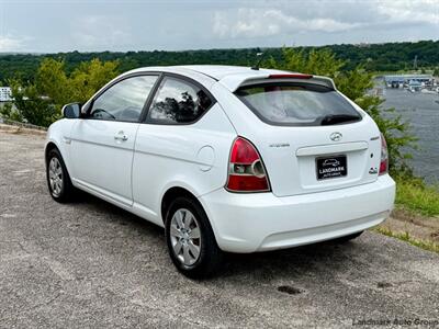 2010 Hyundai ACCENT Blue - Photo 3 - Muscle Shoals, AL 35661