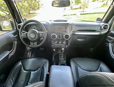 2015 Jeep Wrangler Unlimited Sahara   - Photo 12 - Muscle Shoals, AL 35661