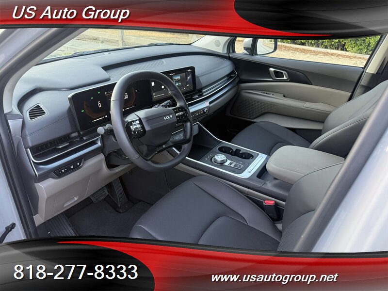 2027 Kia Carnival Hybrid LXS - Photo 14 - Sun Valley, CA 91352