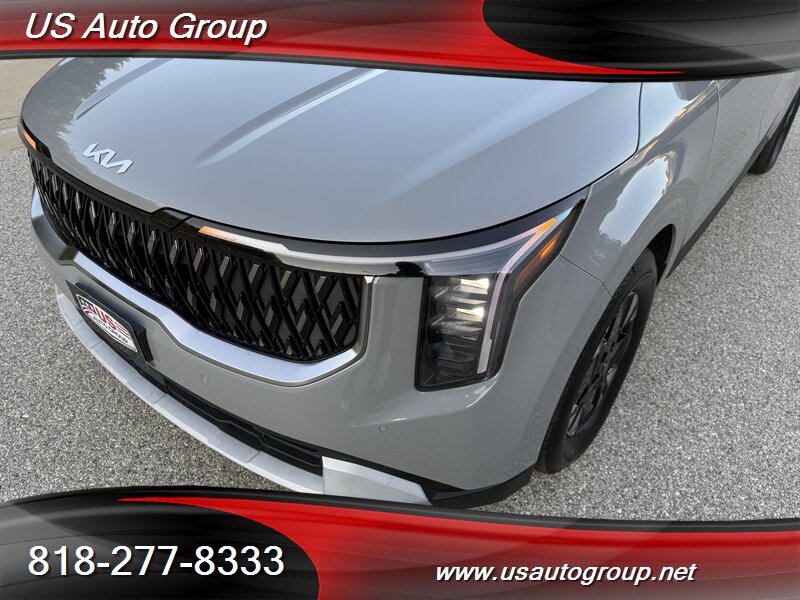 2027 Kia Carnival Hybrid LXS - Photo 11 - Sun Valley, CA 91352