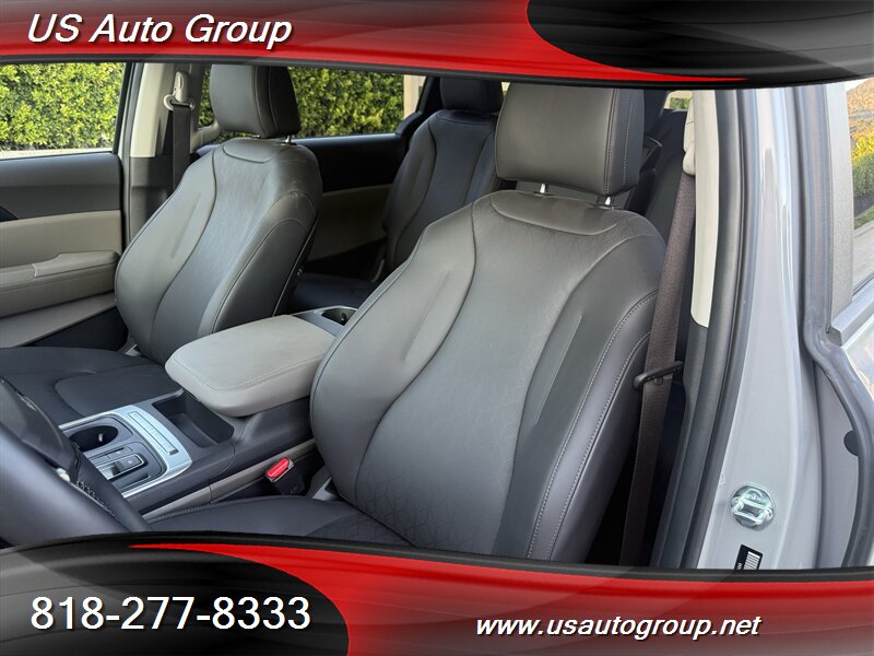 2027 Kia Carnival Hybrid LXS - Photo 15 - Sun Valley, CA 91352