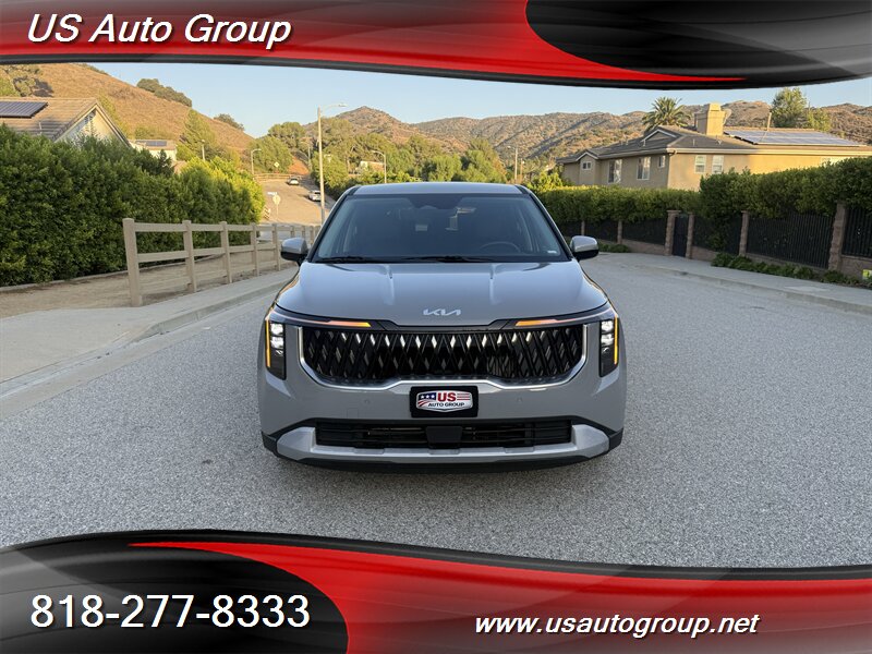 2027 Kia Carnival Hybrid LXS - Photo 2 - Sun Valley, CA 91352