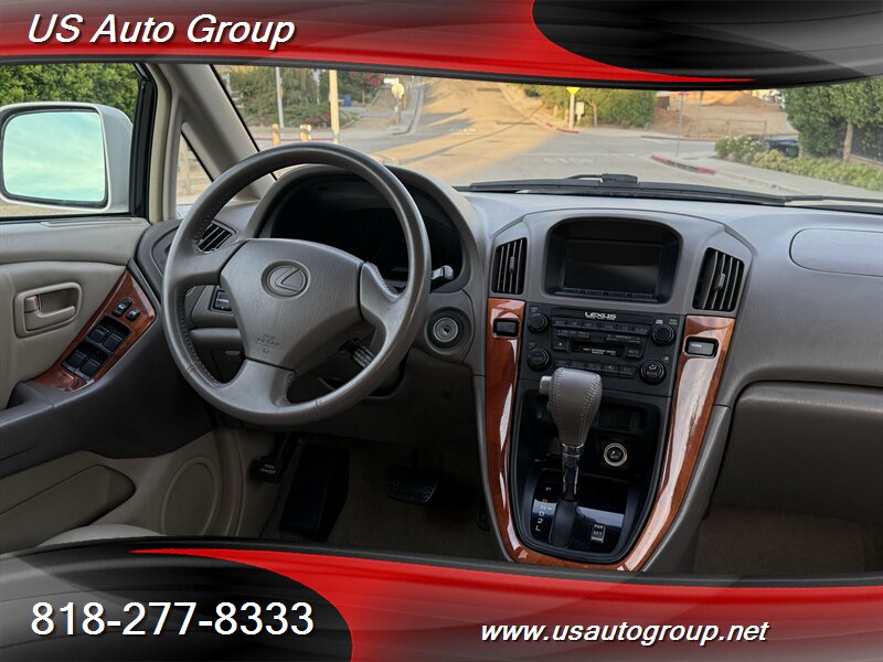 2000 Lexus RX 300 - Photo 21 - Sun Valley, CA 91352