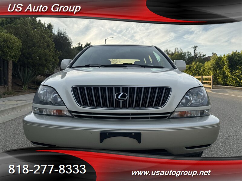 2000 Lexus RX 300 - Photo 11 - Sun Valley, CA 91352