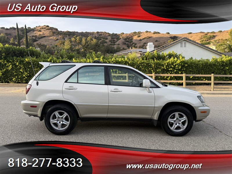 2000 Lexus RX 300 - Photo 8 - Sun Valley, CA 91352