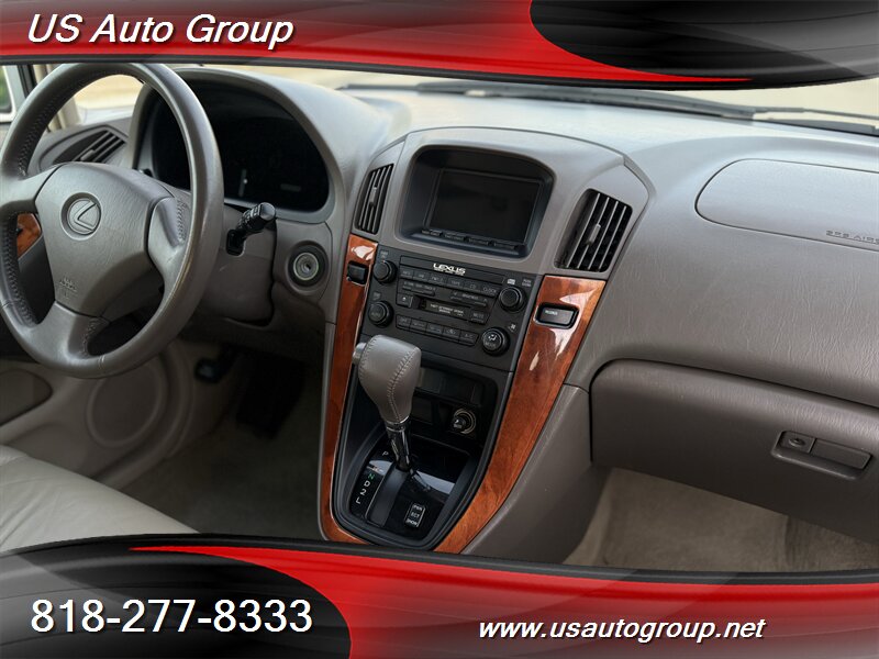 2000 Lexus RX 300 - Photo 22 - Sun Valley, CA 91352
