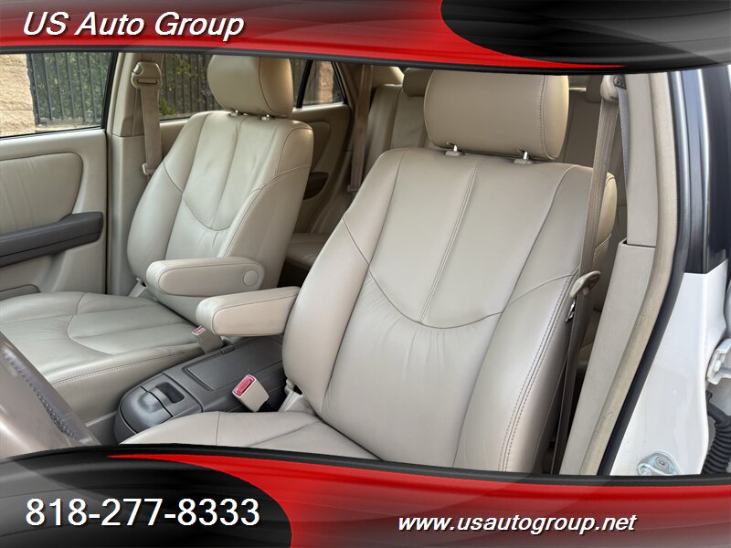 2000 Lexus RX 300 - Photo 17 - Sun Valley, CA 91352