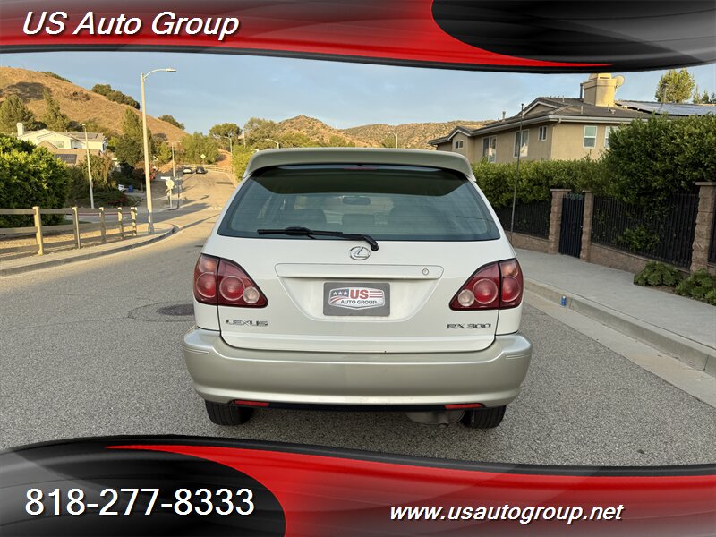 2000 Lexus RX 300 - Photo 4 - Sun Valley, CA 91352