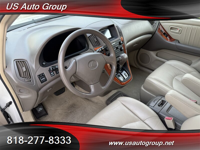 2000 Lexus RX 300 - Photo 16 - Sun Valley, CA 91352