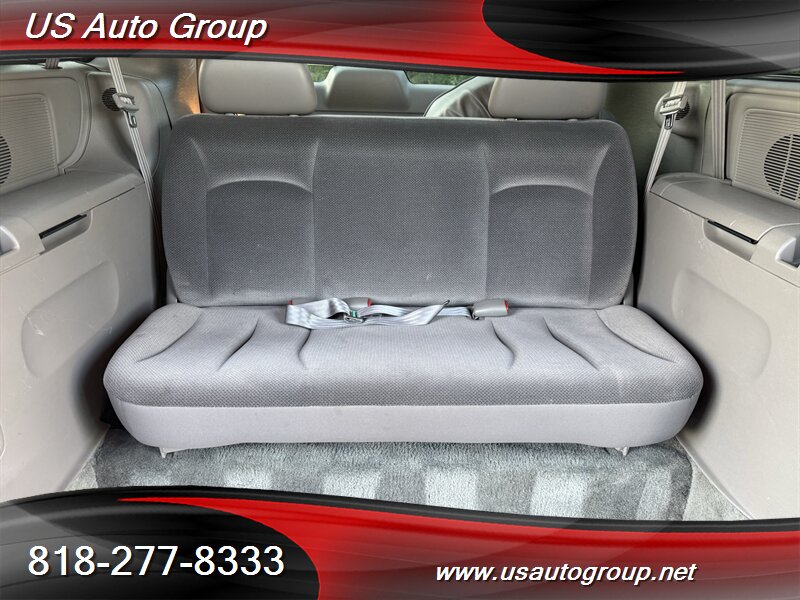 2002 Dodge Grand Caravan SE - Photo 22 - Sun Valley, CA 91352