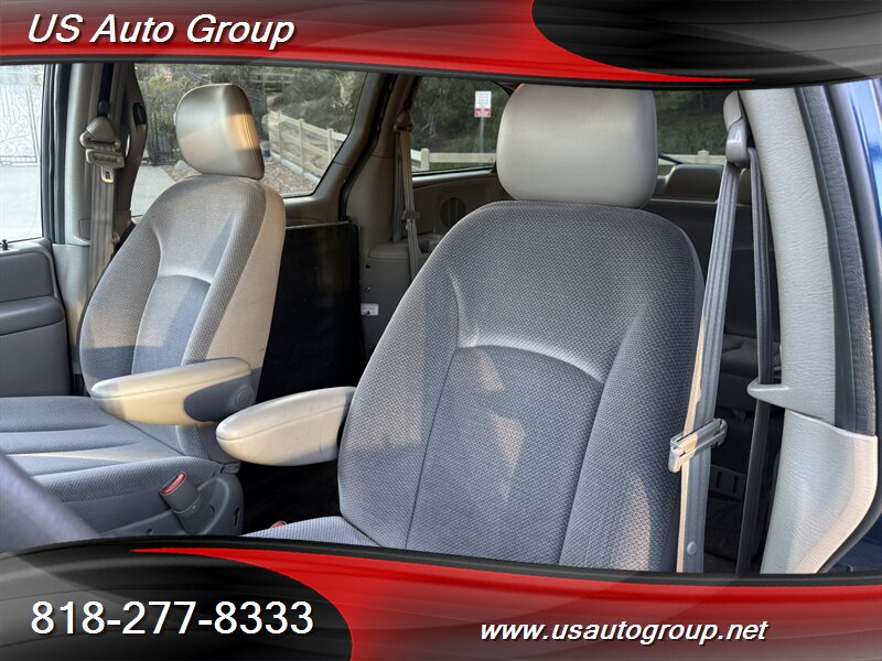 2002 Dodge Grand Caravan SE - Photo 16 - Sun Valley, CA 91352