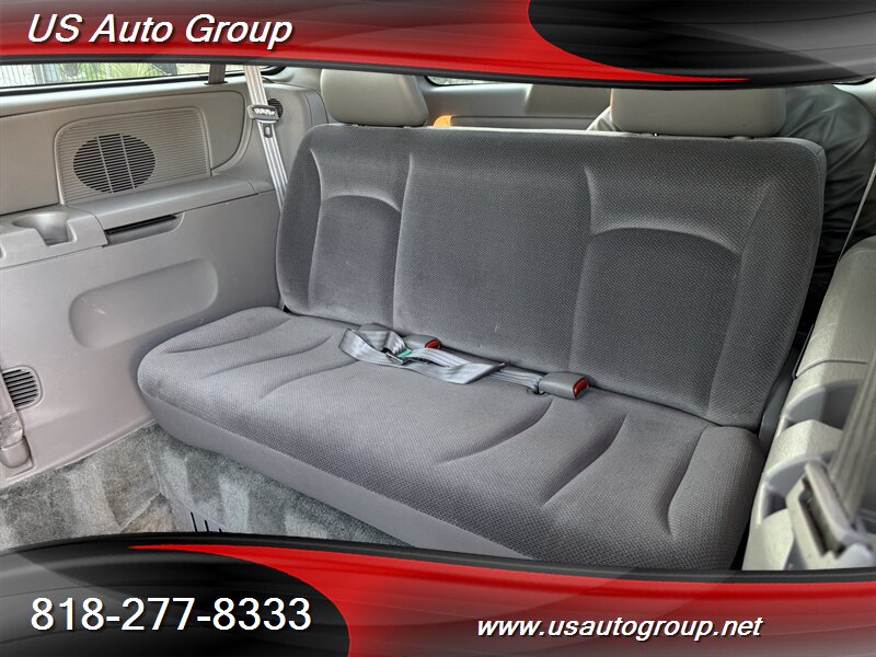 2002 Dodge Grand Caravan SE - Photo 21 - Sun Valley, CA 91352