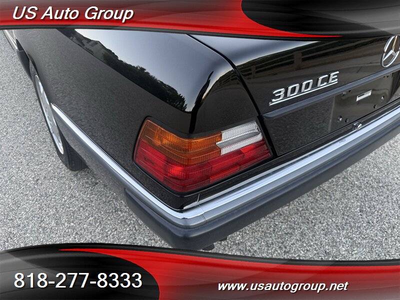 1993 Mercedes-Benz 300 CE - Photo 12 - Sun Valley, CA 91352