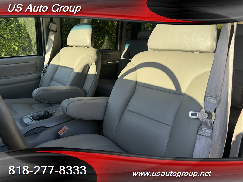 1999 Chevrolet Suburban K2500 LT - Photo 16 - Sun Valley, CA 91352