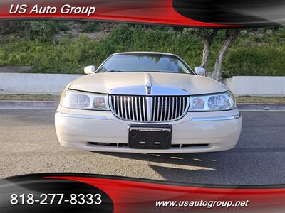 2001 Lincoln Town Car Cartier Sedan