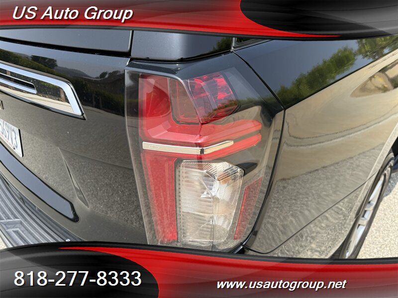2022 Chevrolet Suburban LT - Photo 12 - Sun Valley, CA 91352