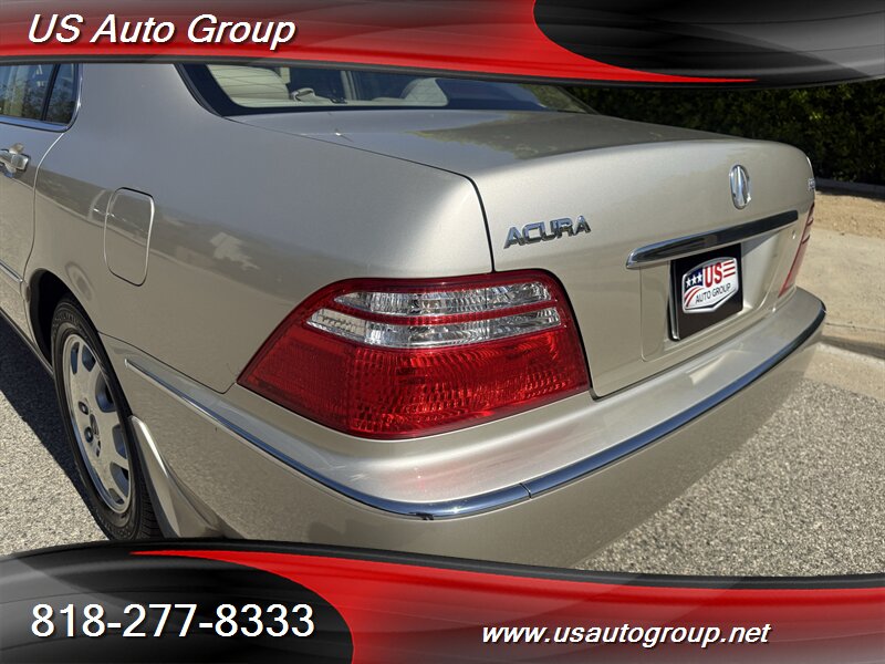 2004 Acura RL 3.5 w/Navi - Photo 13 - Sun Valley, CA 91352