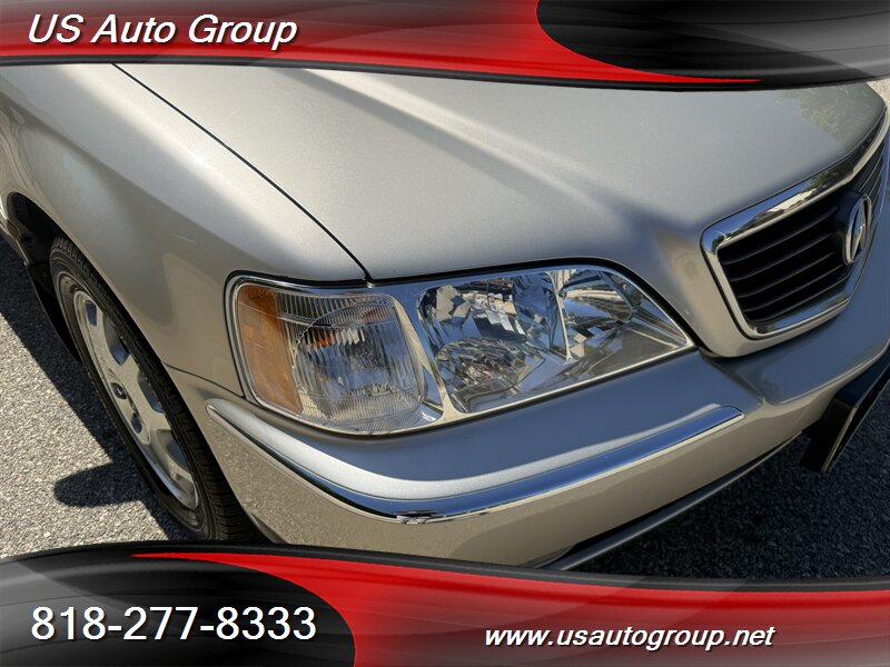 2004 Acura RL 3.5 w/Navi - Photo 10 - Sun Valley, CA 91352