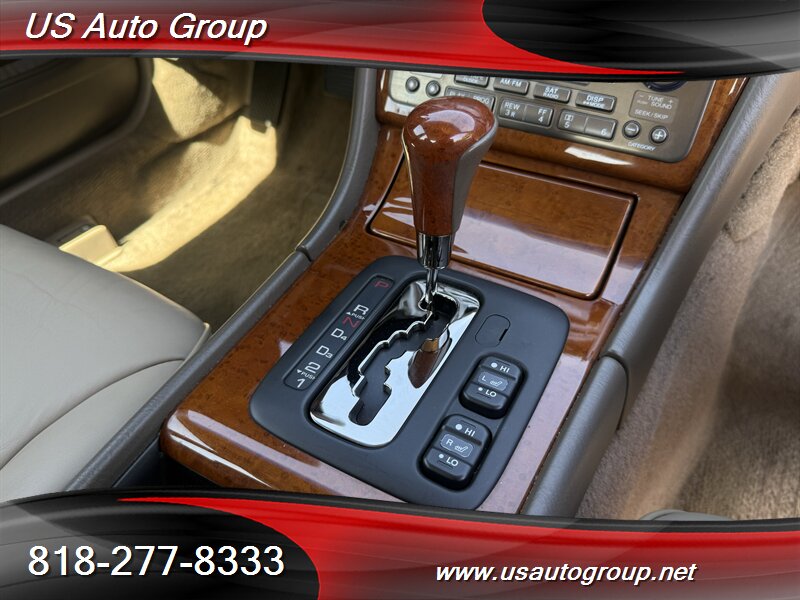 2004 Acura RL 3.5 w/Navi - Photo 23 - Sun Valley, CA 91352