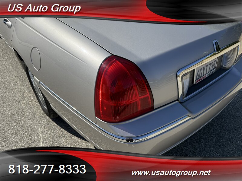 2008 Lincoln Town Car Signature Limited - Photo 13 - Sun Valley, CA 91352