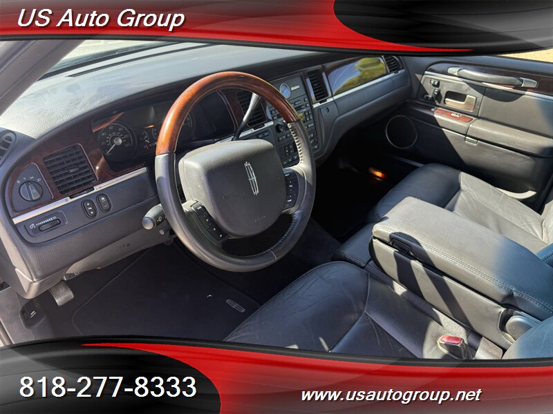 2008 Lincoln Town Car Signature Limited - Photo 17 - Sun Valley, CA 91352