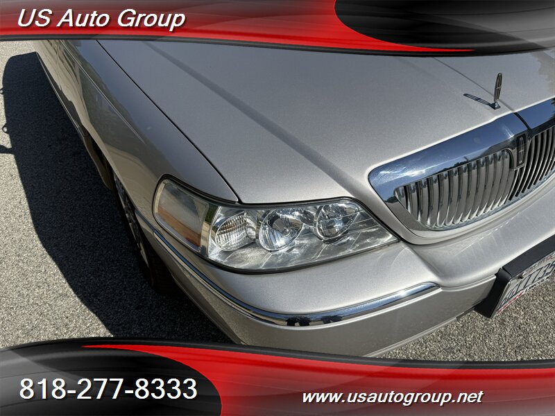 2008 Lincoln Town Car Signature Limited - Photo 10 - Sun Valley, CA 91352