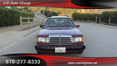 1990 Mercedes-Benz 300 E Sedan