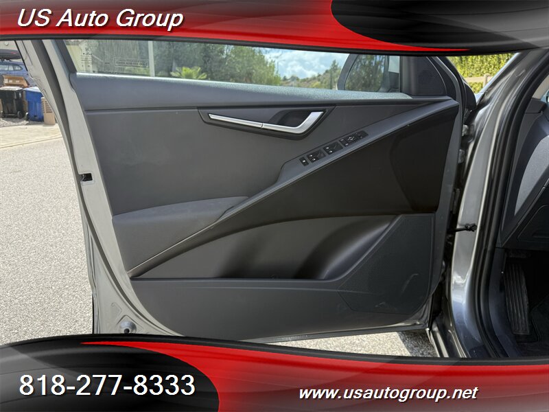 2026 Kia Niro LX - Photo 15 - Sun Valley, CA 91352