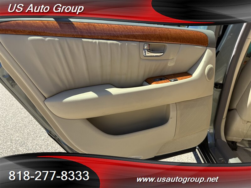 2004 Lexus LS 430 - Photo 27 - Sun Valley, CA 91352