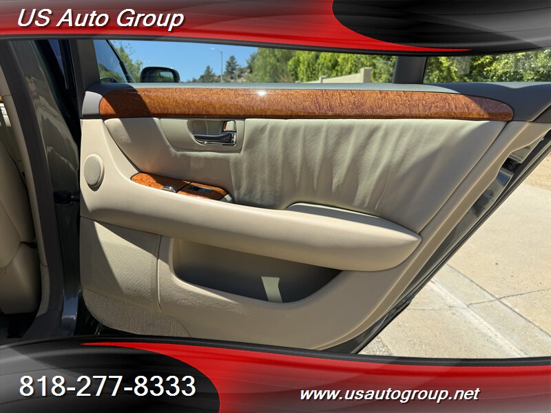 2004 Lexus LS 430 - Photo 24 - Sun Valley, CA 91352