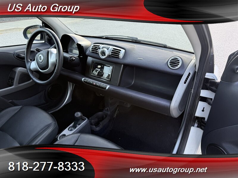 2015 Smart fortwo pure - Photo 20 - Sun Valley, CA 91352