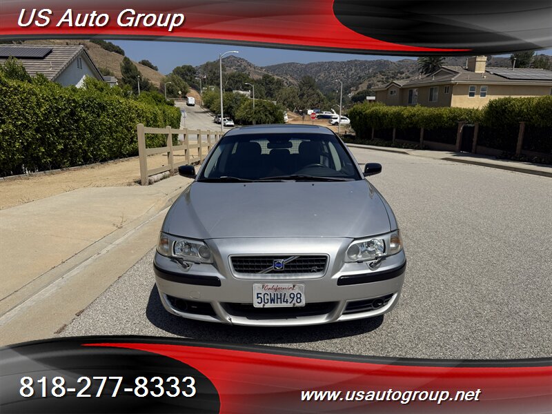 2004 Volvo V70 R's photo