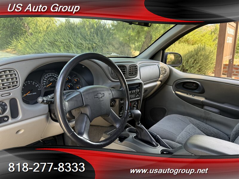 2003 Chevrolet Trailblazer LS - Photo 16 - Sun Valley, CA 91352