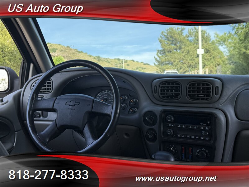 2003 Chevrolet Trailblazer LS - Photo 21 - Sun Valley, CA 91352
