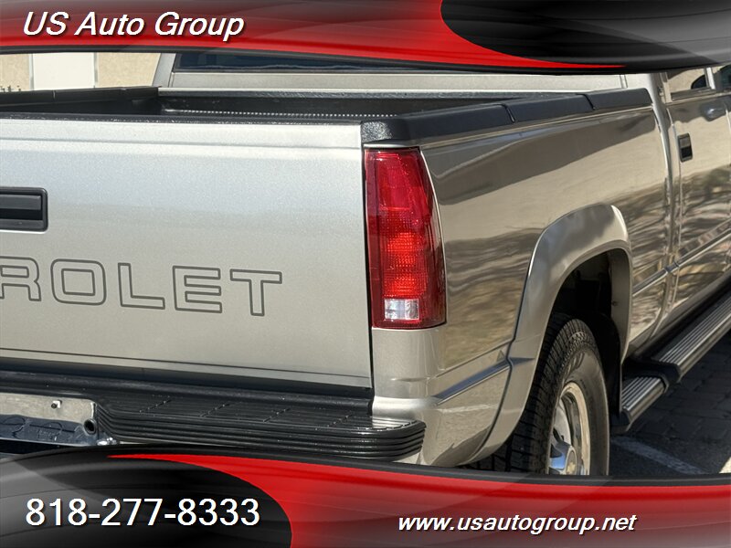2000 Chevrolet K2500 BASE - Photo 6