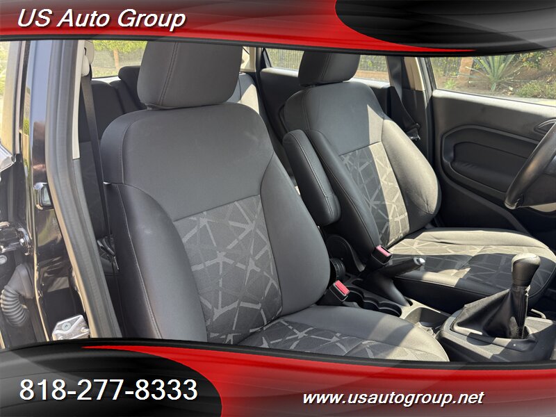 2012 Ford Fiesta SE - Photo 18 - Sun Valley, CA 91352