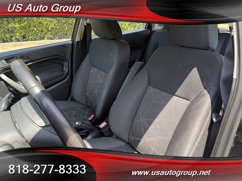 2012 Ford Fiesta SE - Photo 15 - Sun Valley, CA 91352