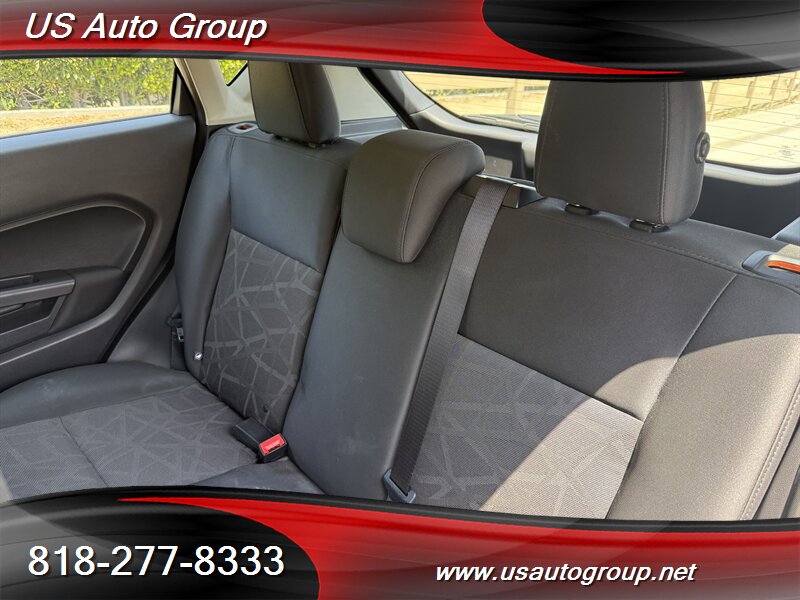 2012 Ford Fiesta SE - Photo 24 - Sun Valley, CA 91352
