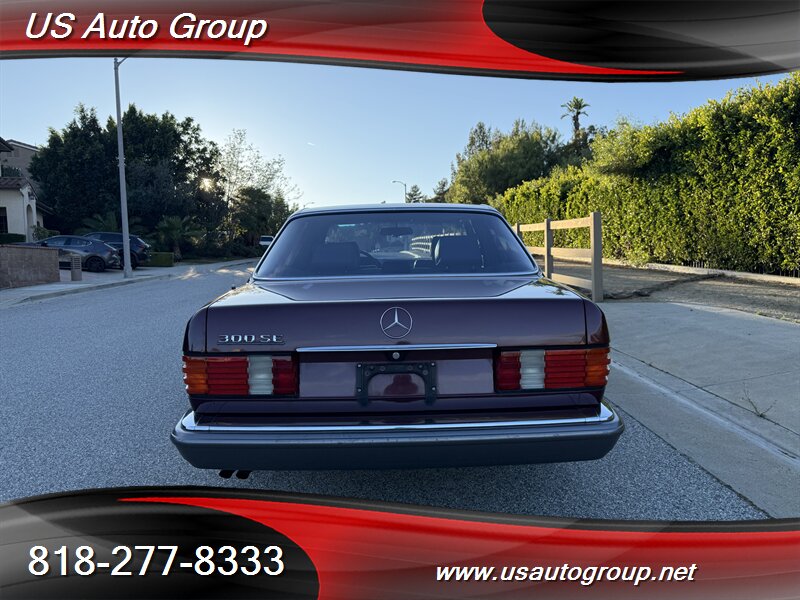 1988 Mercedes-Benz 300 SE - Photo 4 - Sun Valley, CA 91352