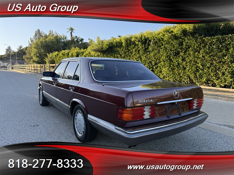 1988 Mercedes-Benz 300 SE - Photo 6 - Sun Valley, CA 91352