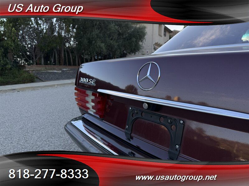 1988 Mercedes-Benz 300 SE - Photo 14 - Sun Valley, CA 91352