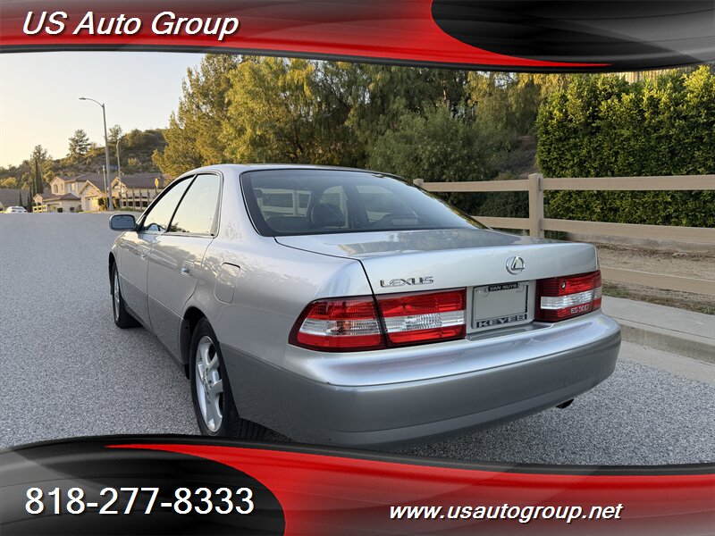2001 Lexus ES 300 - Photo 9 - San Fernando, CA 91340