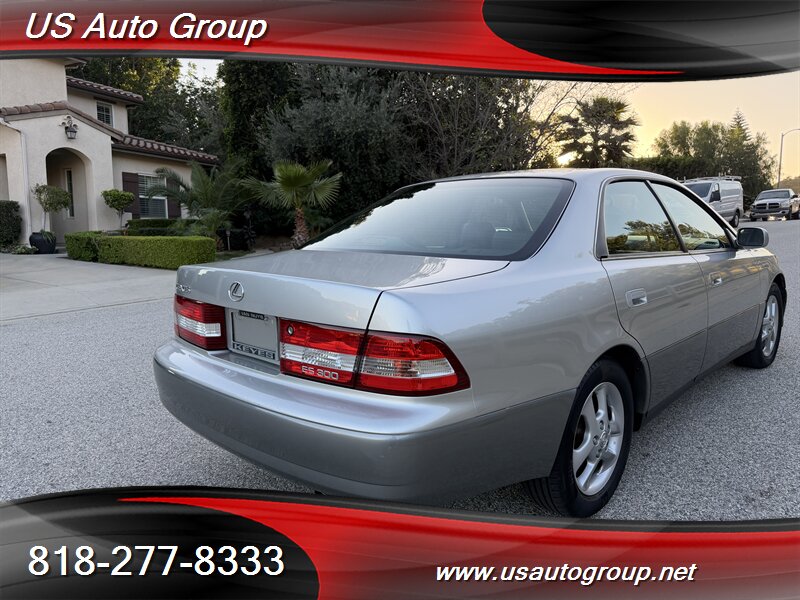 2001 Lexus ES 300 - Photo 8 - San Fernando, CA 91340
