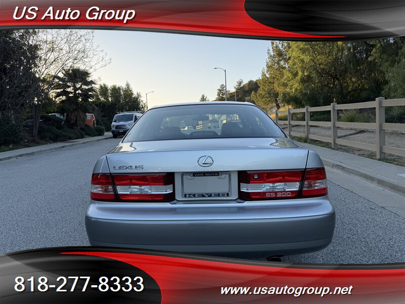 2001 Lexus ES 300 - Photo 7 - San Fernando, CA 91340