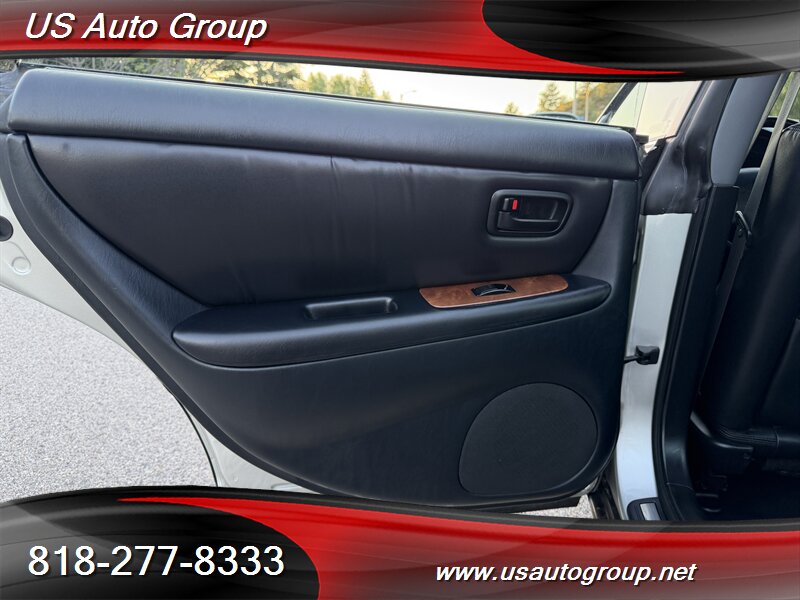 2001 Lexus ES 300 - Photo 27 - San Fernando, CA 91340